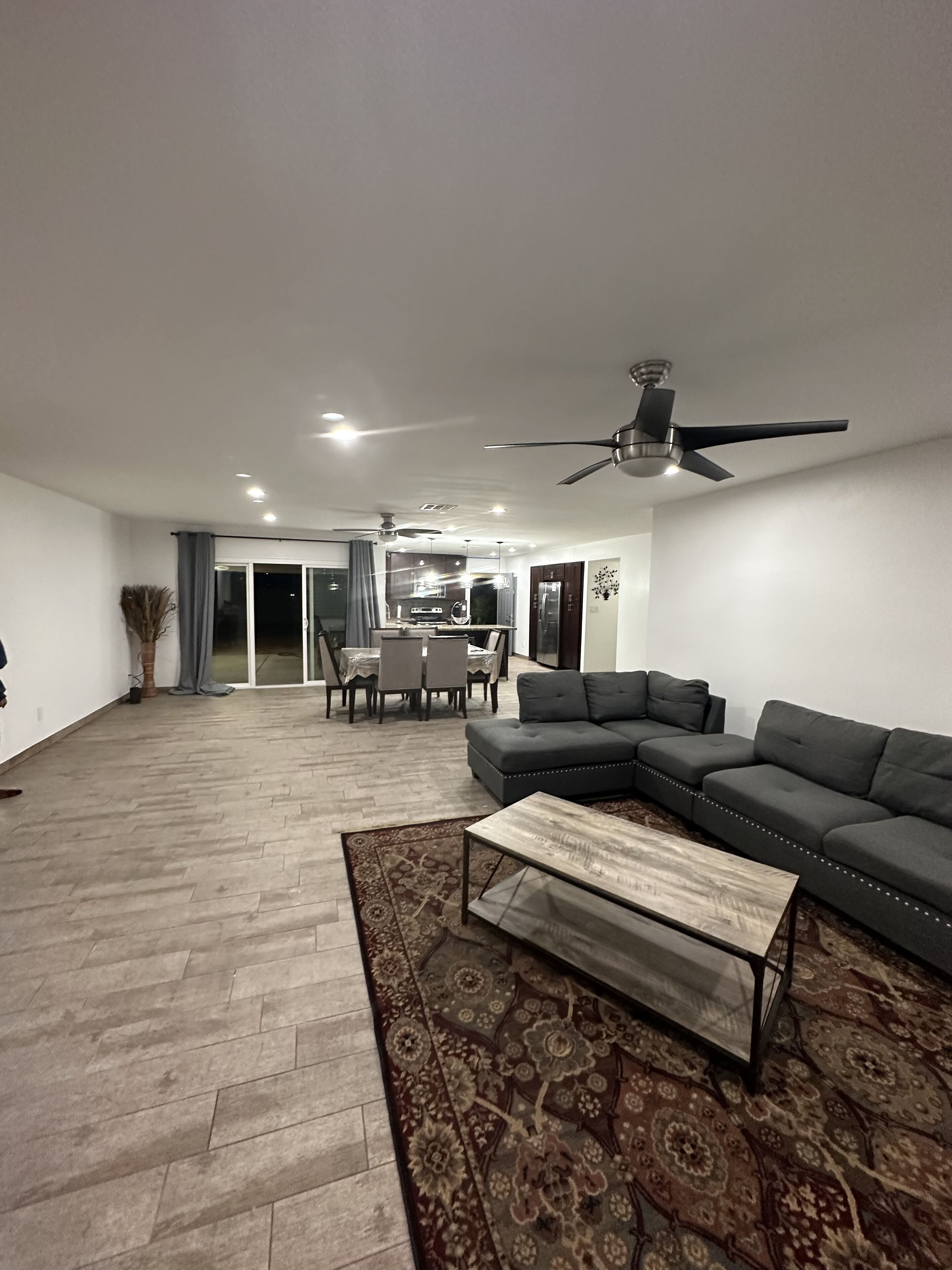 Modern furnished house 3bed/2bath