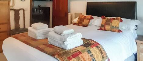 Double bedroom | Woodpecker Cottage - Wallace Lane Farm Cottages, Brocklebank, near Caldbeck and Uldale