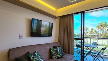 Luxury Apartment, Non Smoking, Kitchen | Free WiFi, bed sheets