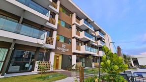 Bagian depan properti