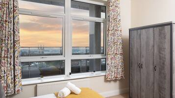 2 bedrooms, free WiFi, bed sheets