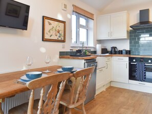Dishwasher - 1 bedroom accommodation in Soberton (Soberton)