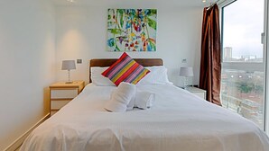 Unclassified image, 4 of 12, button