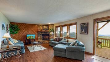 Älytelevisio, takka, videopelejä, Netflix