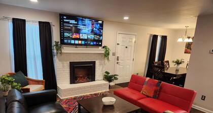 3 miles to FSU-Upper Midtown Luxe-Prime Location