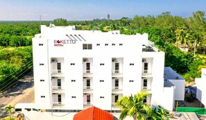 Front of property - Hotel Boketto (Tuxpan)