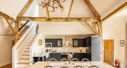Hatchers Barn - UK42080