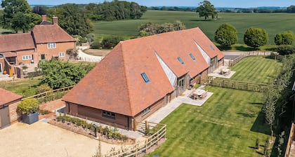 Hatchers Barn - UK42080