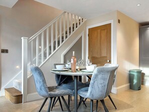 Dining - 23 Sykes Head Cottage - UK42147 (Oakworth)