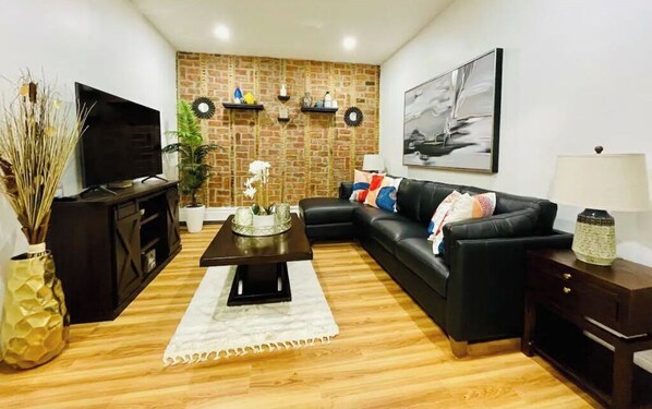 Smart TV, books