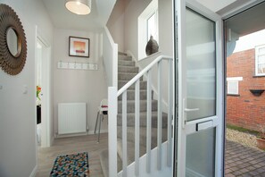 Interior - 3 bedroom accommodation in Exmouth (Exmouth)