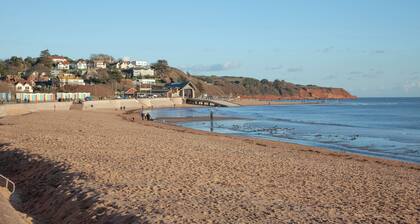 3 bedroom accommodation in Exmouth