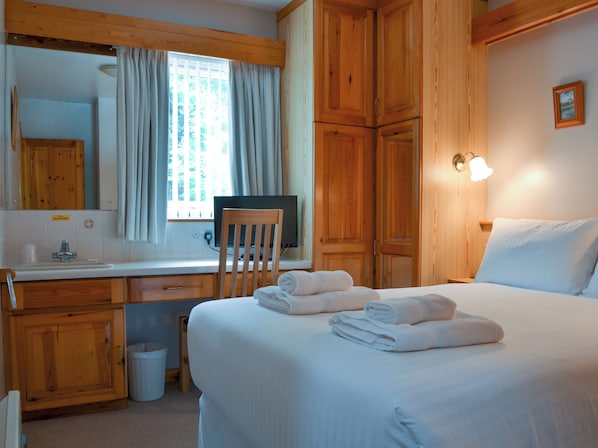 2 chambres, accès au Wi-Fi (inclus), literie fournie