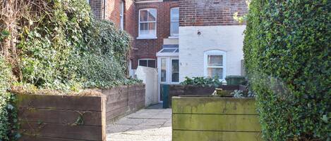 Enceinte de lâhĂ©bergement