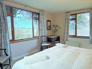3 chambres, accès au Wi-Fi (inclus), literie fournie