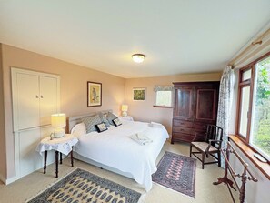 3 slaapkamers, gratis wifi, beddengoed, rolstoeltoegang
