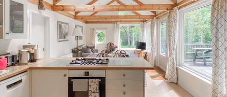 Dishwasher, high chair