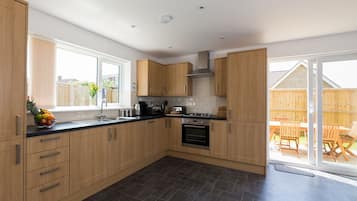 Dishwasher, freezer