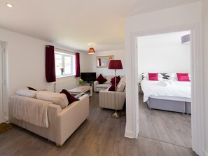 3 bedrooms, free WiFi