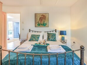 4 habitaciones, wifi gratis y ropa de cama