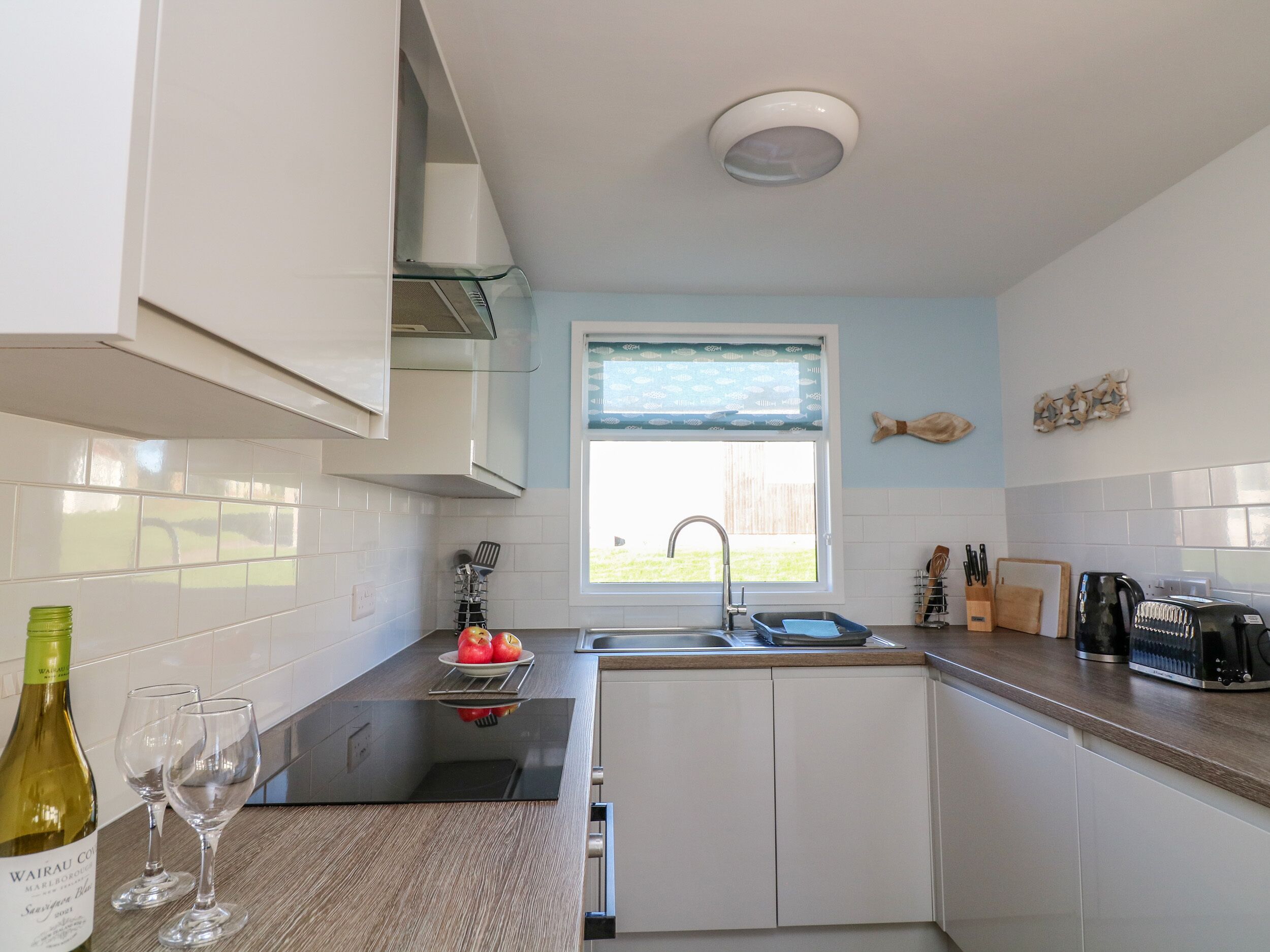 Lava-louças, talheres/pratos/utensílios de cozinha