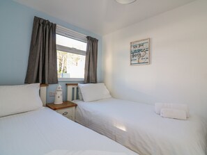 2 habitaciones, decoración personalizada y muebles diferentes 