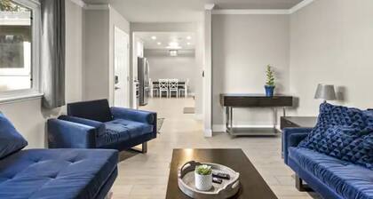 Charming 3 Bedroom Roseville Home with Pool