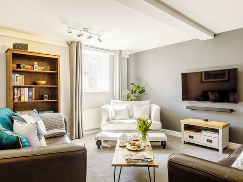 3 bedroom accommodation in Kemble, near Cirencester