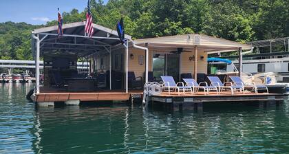 WAKE N' UP (Floating House @ Whitman Hollow)