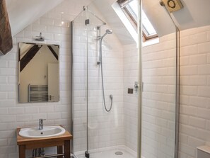 Towels - 3 bedroom accommodation in Swanage (Swanage)