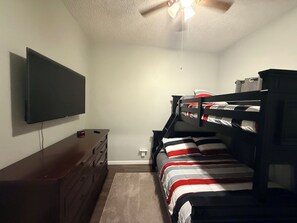 3 habitaciones y caja de seguridad en la habitación