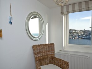 Interior - 4 bedroom accommodation in Fowey (Fowey)