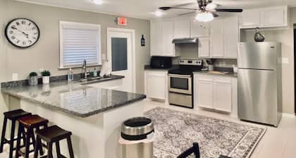 Comfortable home in the heart of Conroe, Texas and minutes away from Lake Conroe