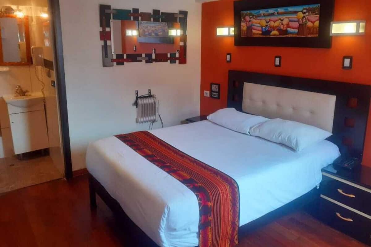 Free toiletries, towels, soap, toilet paper