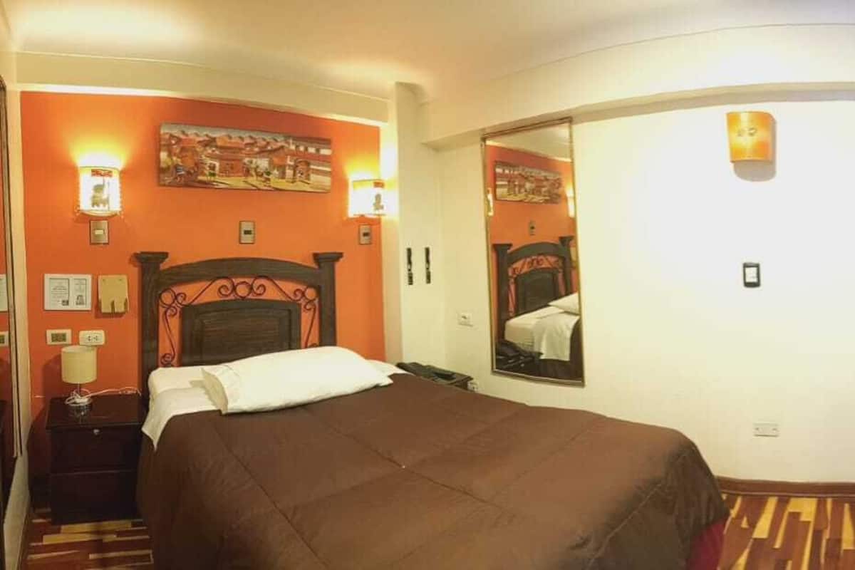 Chambre Économique, 1 lit une place | Coffres-forts dans les chambres, bureau, rideaux occultants