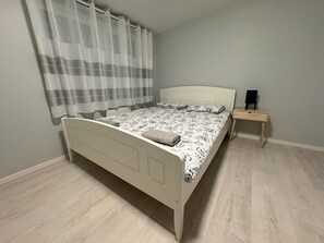 1 bedroom, iron/ironing board, free WiFi