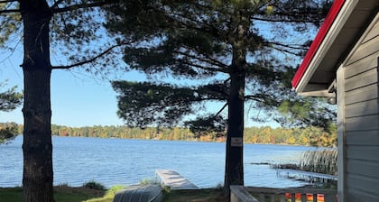Cozy Brandy Lk. Cabin w Dock & Water Toys