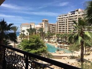 Property grounds - Studio- 5 Start Hotel on Private Beach by Land's End Arch (Cabo San Lucas)