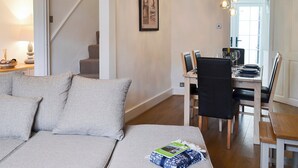 Interior - 2 bedroom accommodation in Instow, near Bideford (Instow, near Bideford)