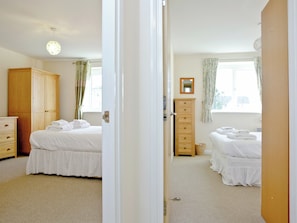 2 bedrooms, free WiFi