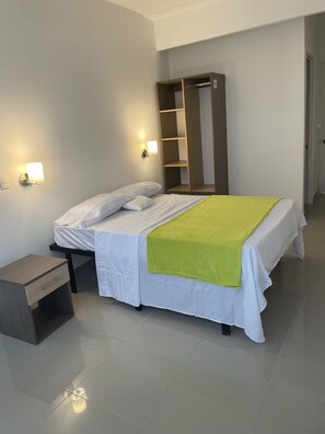 ベーシック ルーム | WiFi (無料)、ベッドシーツ