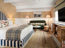 Habitación Deluxe, 1 cama de matrimonio grande con sofá cama | Sábanas italianas Frette y ropa de cama de alta calidad