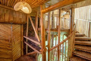 Interior - The Floating Treehouse Villa By Avana - A Dreamy Treehouse with a View (Klungkung)
