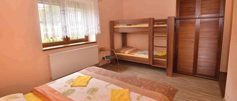 6 bedrooms, internet