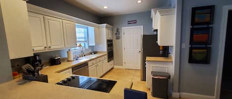 Mikrowelle, Ofen, Herdplatte