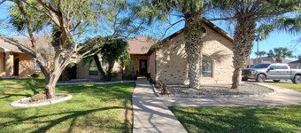 New Listing! Beautiful Home - South Padre Island Golf Course