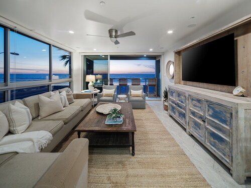 Oceanfront Condo w/ Private Roof Deck & High-End