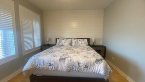 3 bedrooms, WiFi, bed sheets - Life on the Bay - 43 HT (Laguna Vista)