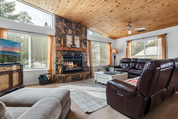 Smart TV, fireplace, foosball, books