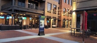 Family Friendly - close to Sugar Hill shopping, restaurants 